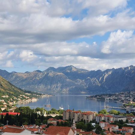 Apartments Marko Maros Kotor Exteriör bild