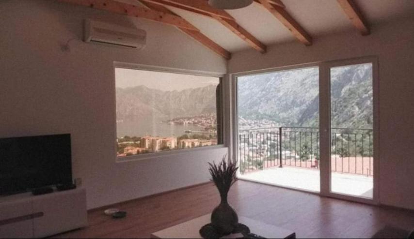 Apartments Marko Maros Kotor Rum bild
