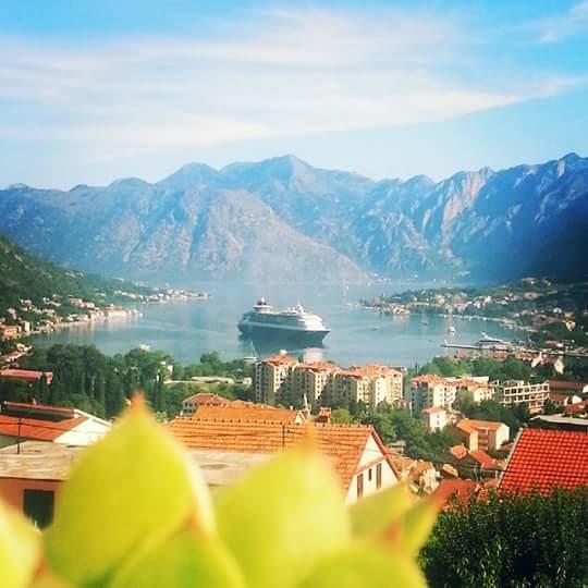 Apartments Marko Maros Kotor Exteriör bild